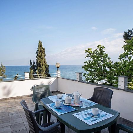 Alba Marina Apartment San Lorenzo al Mare Exterior photo