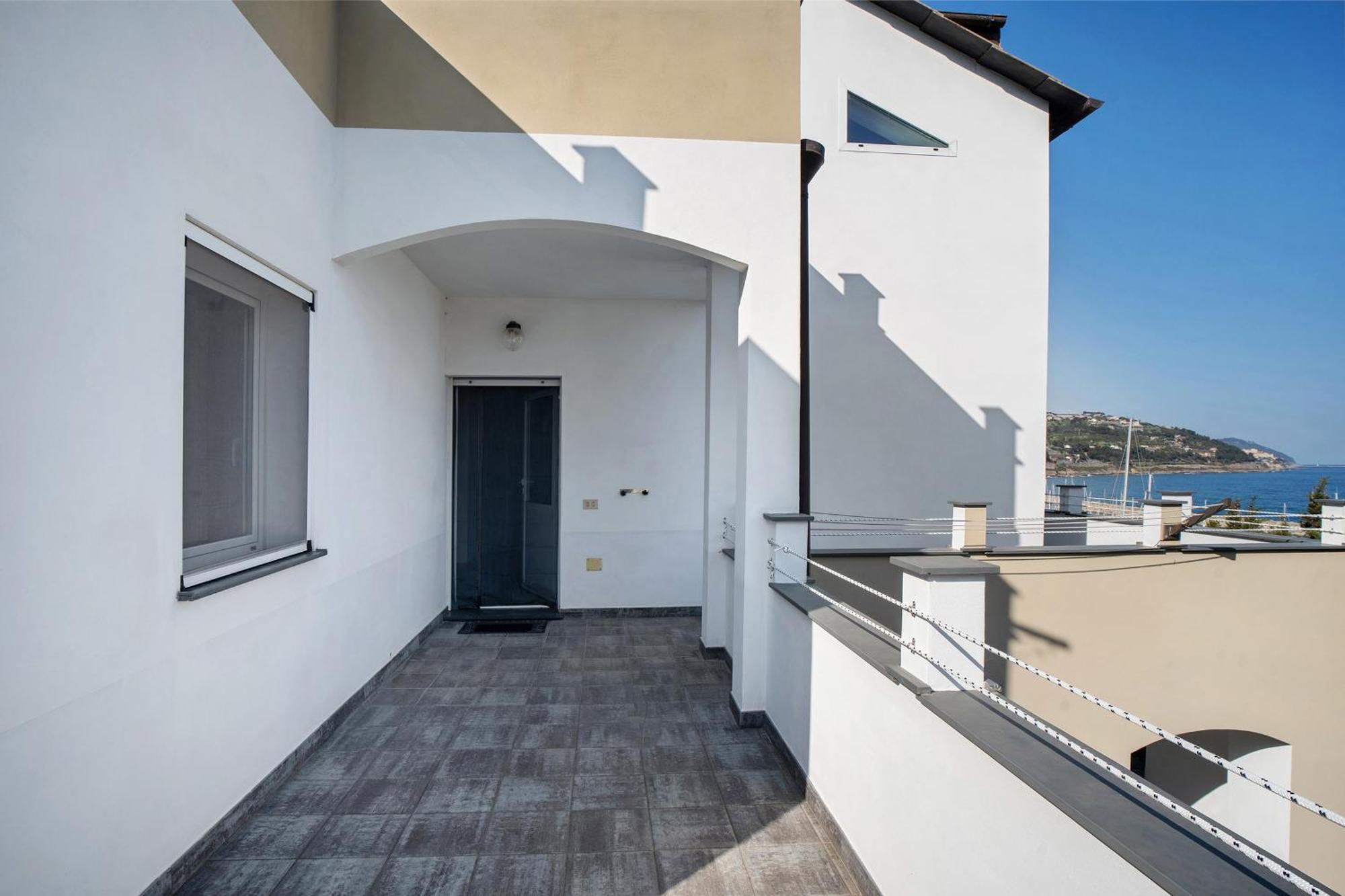 Alba Marina Apartment San Lorenzo al Mare Exterior photo